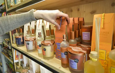 Li2JvPRCHRVjIPTD7YZmZzNnVZWw9C1J7leFoLWt