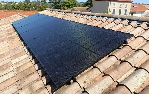 5622_panneaux-photovoltaiques6_real_externe