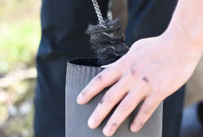 Entretien de conduits au sud de la Mayenne