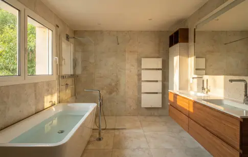 f4c2e9ab-89ed-475a-9f8d-7b41b9e31092