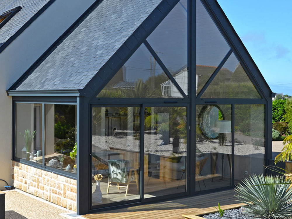 Extensions et aménagements extérieurs en Bretagne et Île-de-France