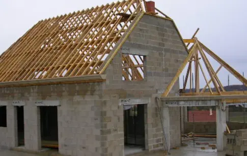 augusto-batiment-home-1