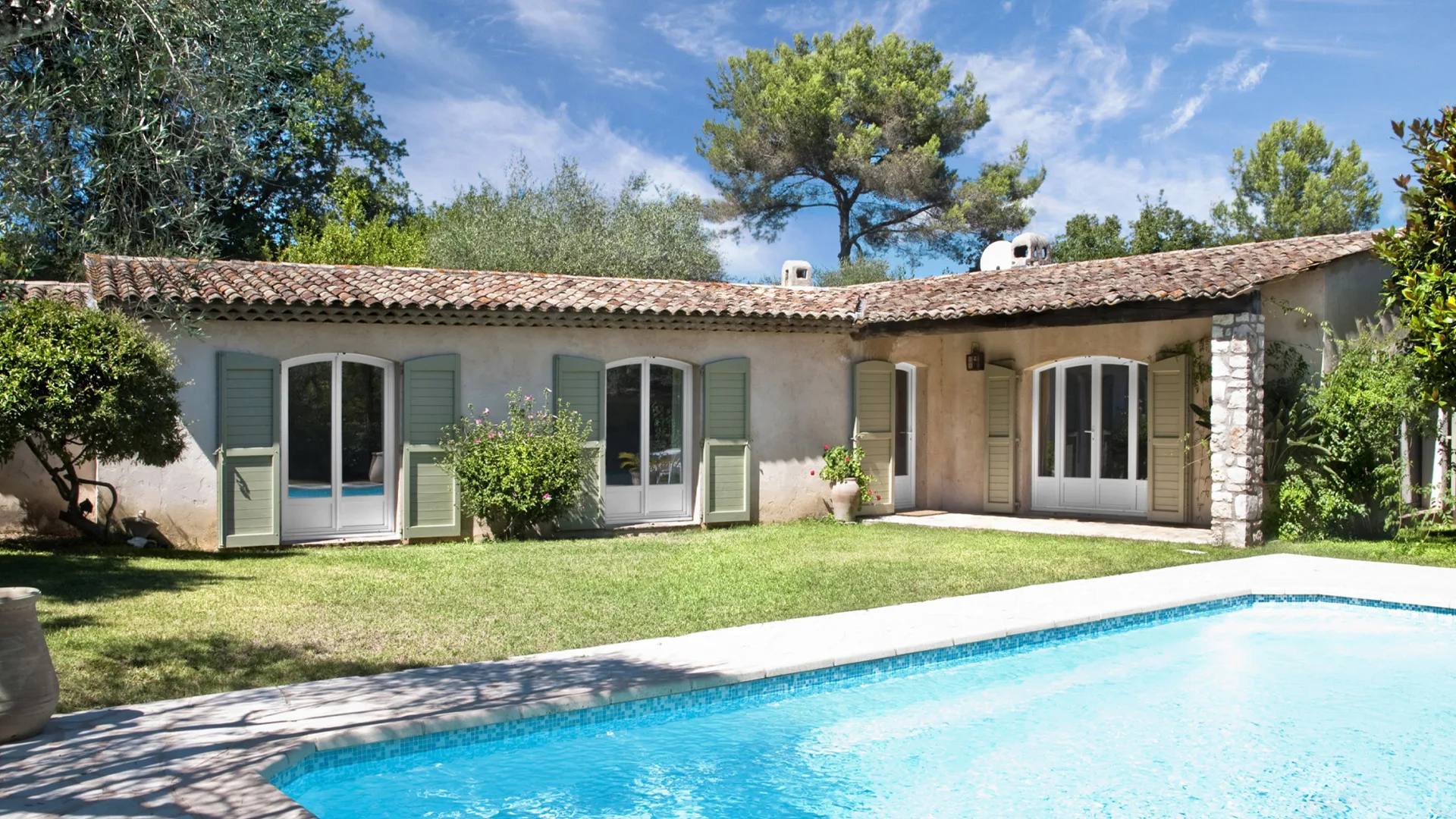 Menuiserie sur mesure dans les Alpes-Maritimes